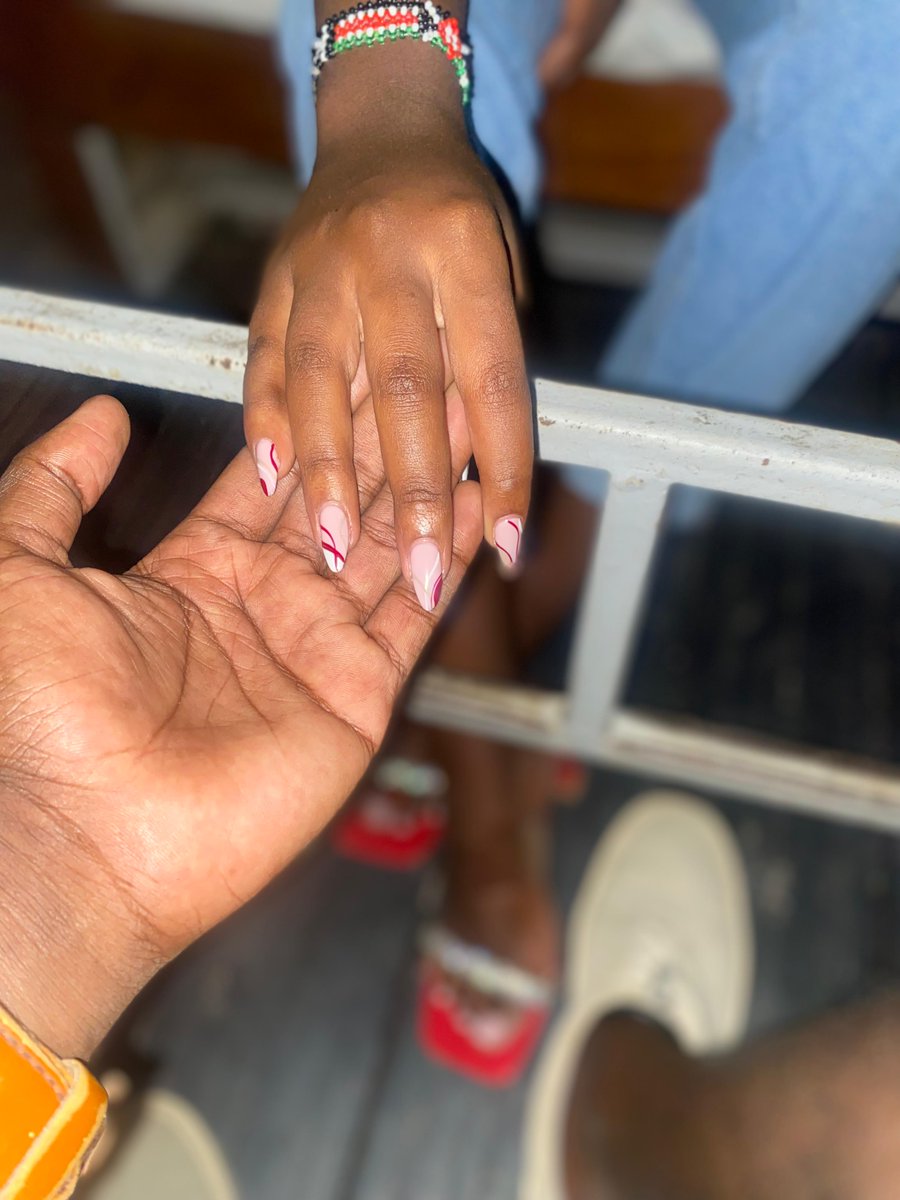 POOR MAN WITH MONEY tweet media