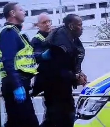 Mick_O_Keeffe's tweet photo. #KasongaMbuyi came to Ireland from Angola. 

He contributed nothing to our country while taking €114,000 in social welfare payments during his time here. He was also given a medical card and housed for 2 years when he first arrived. 

Last week he decided to stab a tourist in the neck. 

The reasons don't matter. 

We took this man in and spoiled him. 

Now he's getting free legal representation and complaining he's a victim. 

Even when he goes to prison he'll have Netflix and Sky Sports in his cell. 

Why are we tolerating this?