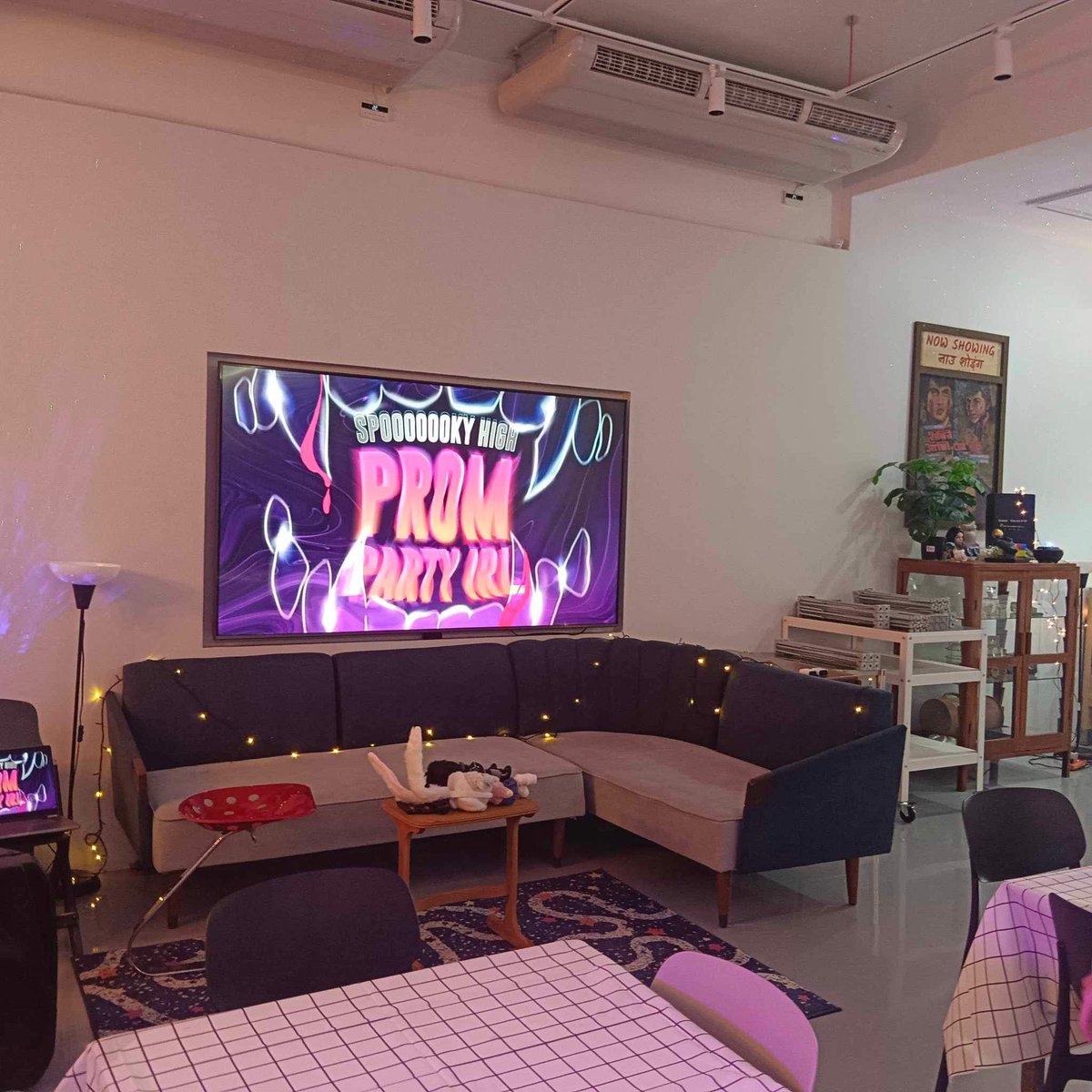 MPC ✨PROM PARTY IRL✨ tweet media