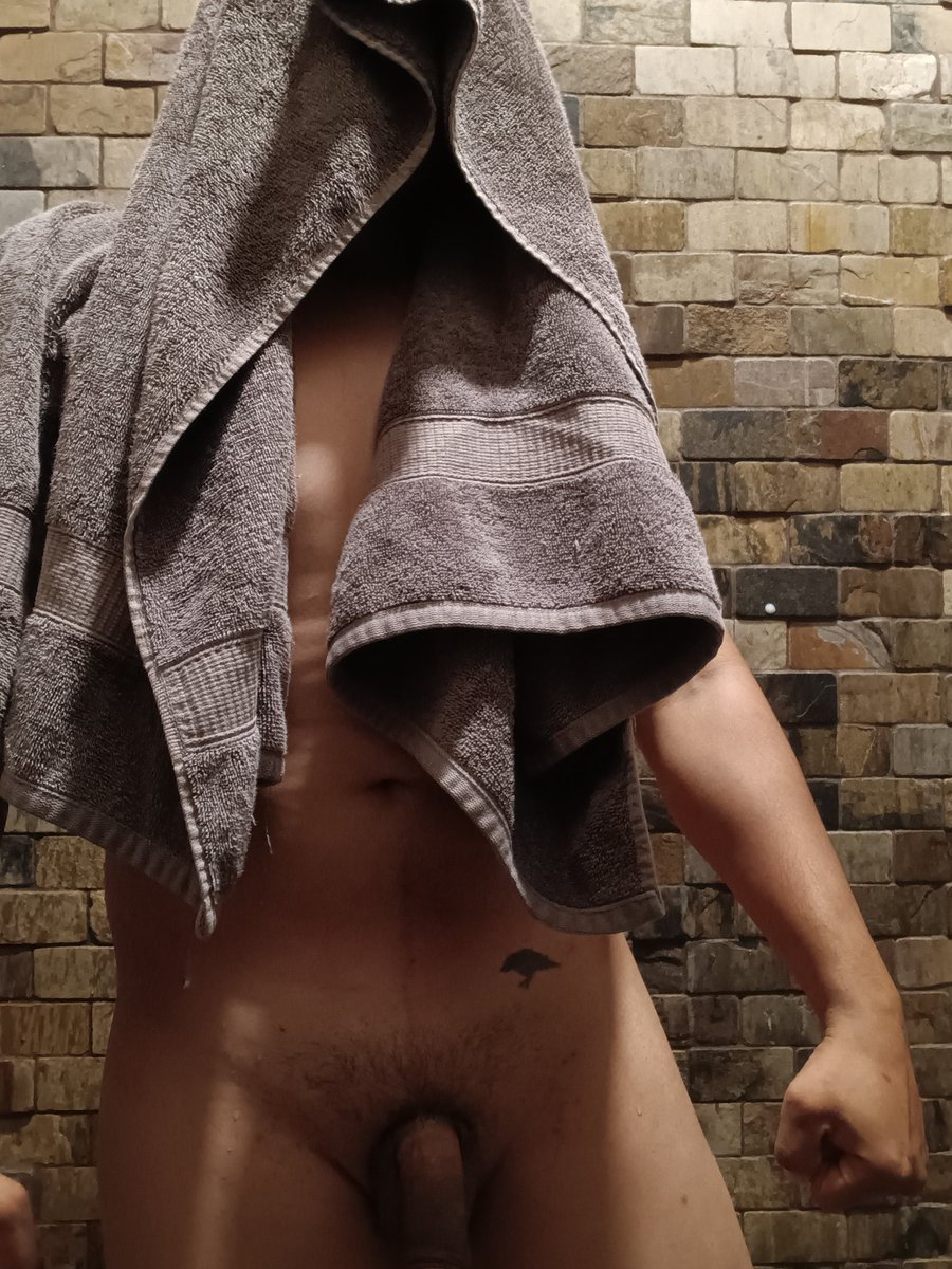 Naked Chicago (@ericmoreno40730) on Twitter photo 