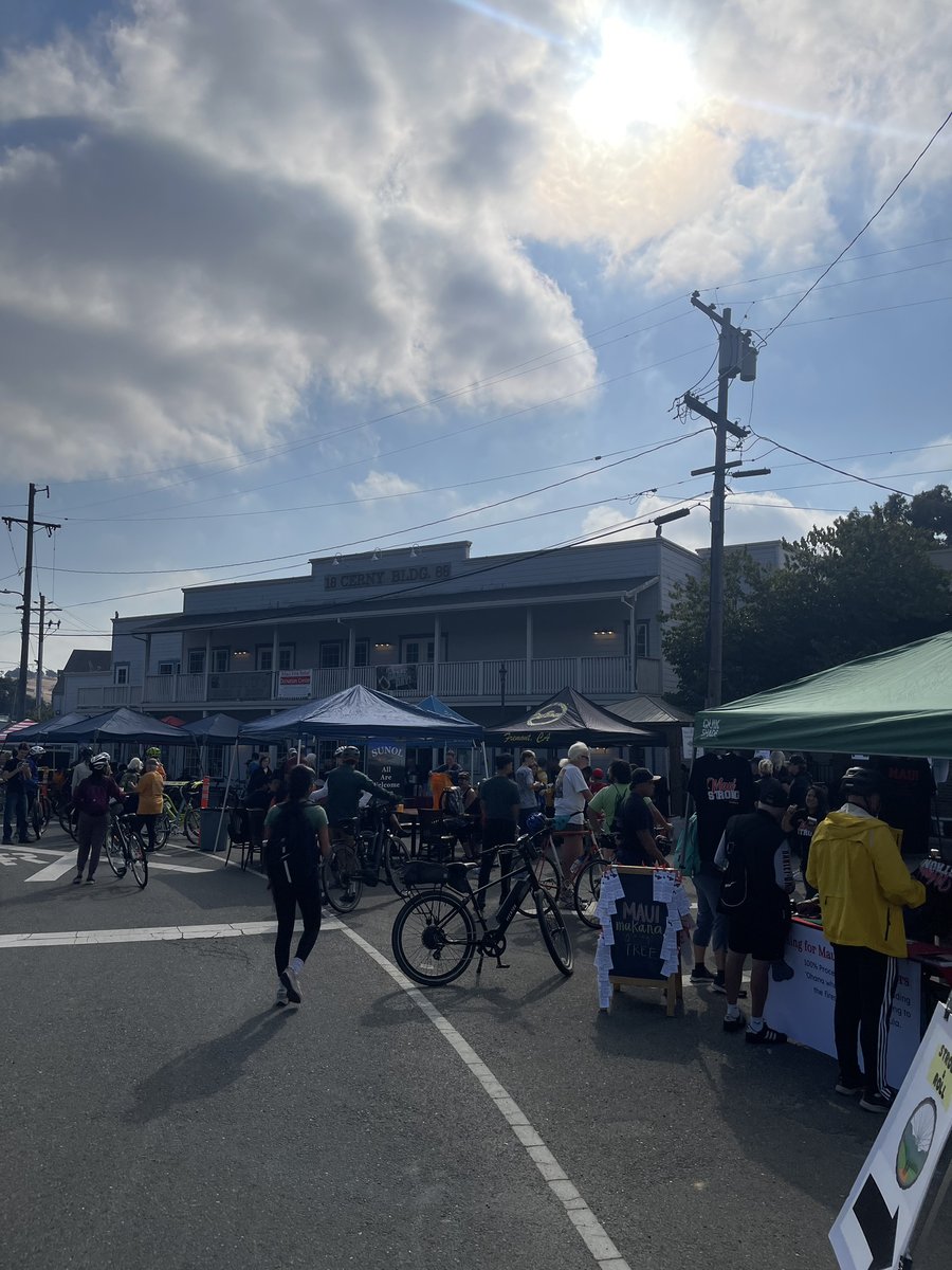 It’s a beautiful day at the Niles Canyon Stroll and Roll! Stop by our booth to say hi and grab some good information!
#strollandroll
#nilescanyon