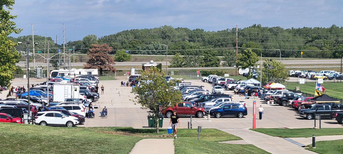 ADNovacekOPS233's tweet photo. I say this every year - but if you are a HS student looking for a college that is not huge but has all the big school fun like game day football, look at the @TheMIAA schools. Also, you can tell @emporiastate is #11 in the nation because this place is jumpin! @ESUSports https://t.co/vHLOZdc1gm