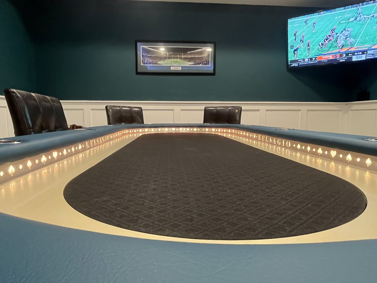 MattGlassman312's tweet photo. Finished a new poker table with @davidlkelso and @mrdanbagley! https://t.co/lGo1qsojz8