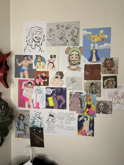 RAHHHH THE FAN ART WALL IS GOING CRAZY!!!!! https://t.co/mmMFopr53R
