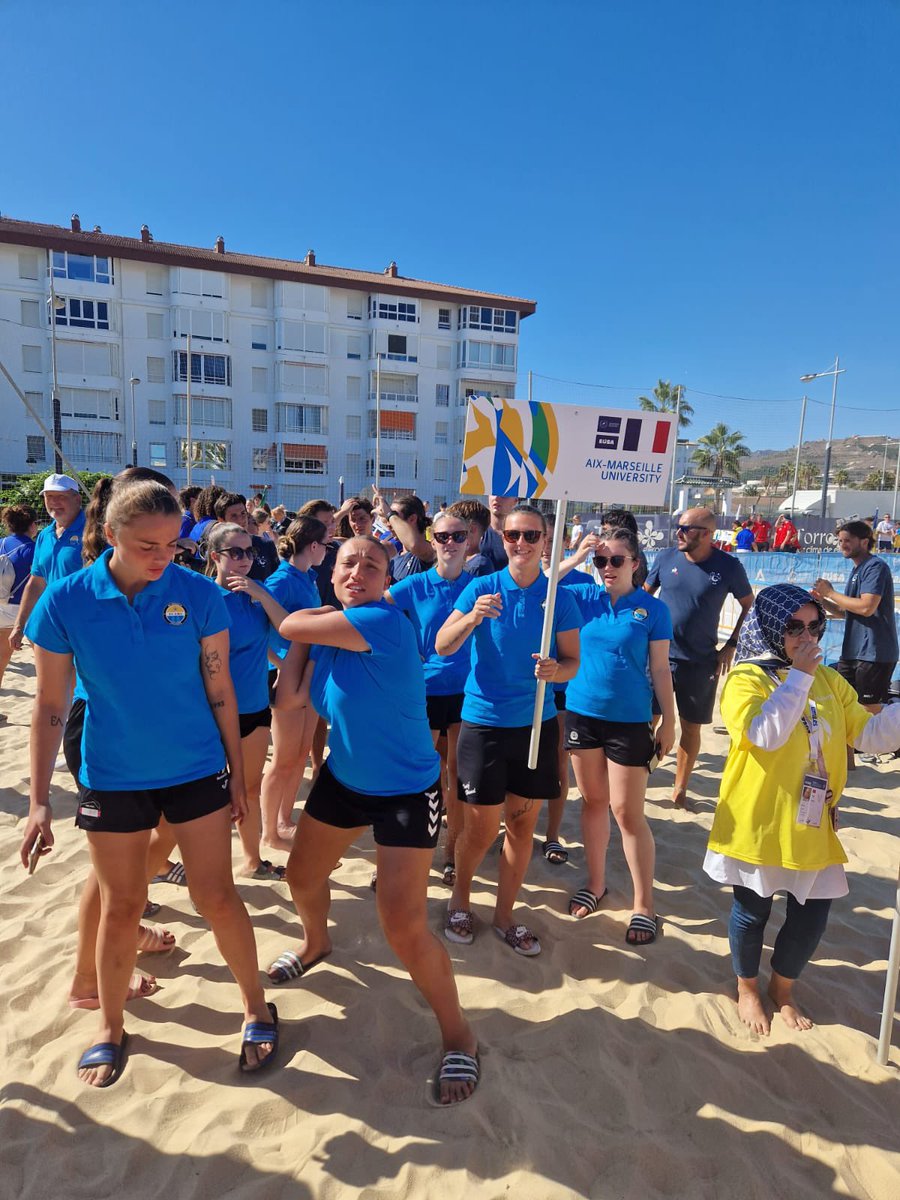 as_amu_'s tweet photo. Clap de fin du championnat d’Europe de Beach Handball..
AMU finit 6eme Merci à tous, étudiantes et coachs ❤️❤️❤️
@aurelielopes13 
@giampi_sfo 
@sjibrayel 
@FFSportU 
@ffhandball https://t.co/TTFV8eHI0p