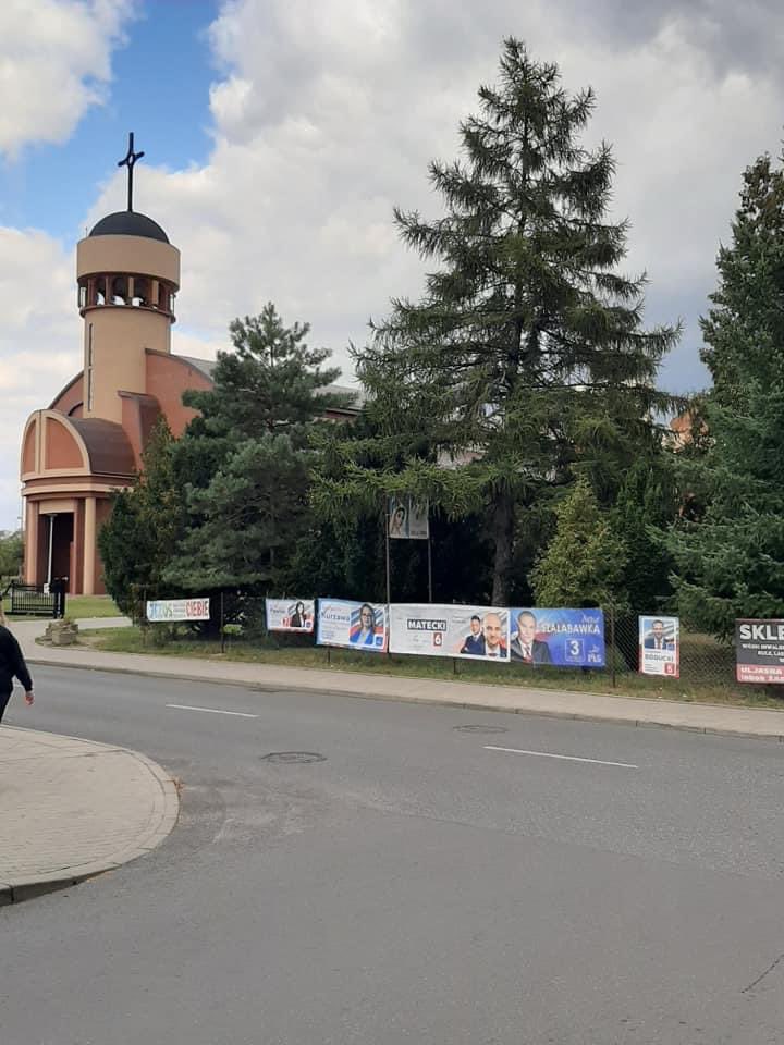 Sanktuarium Matki Boskiej Fatimskiej w Szczecinie…

To jest chyba najlepszy symbol  tego, czym stała się Polska 

Nie ma takich słów - poprawnych, ani wulgaryzmów, którymi mogłabym się wyrazić 

Polski kościół upadł …