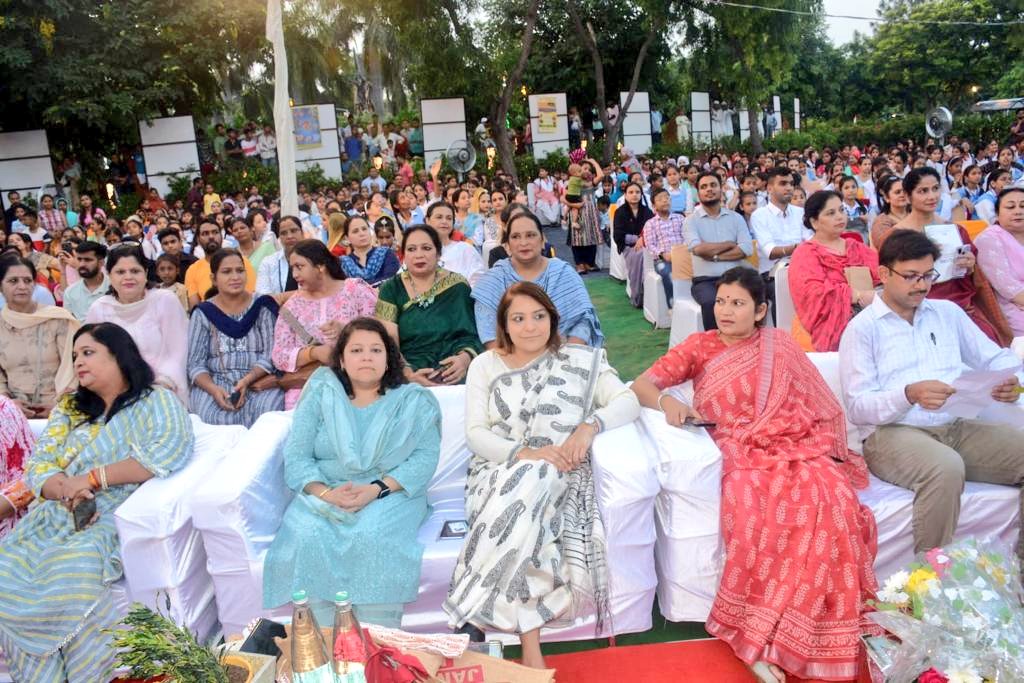 Dr. Shelly Oberoi tweet media