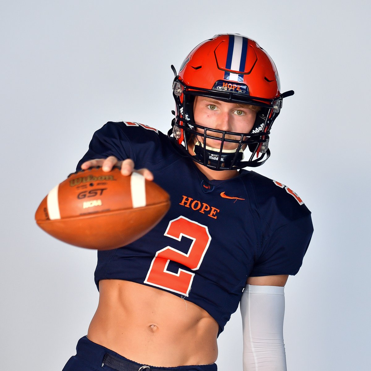 INTERCEPTION! Nick Flegler snares his second pick of the day and Hope's third of the game. The Flying Dutchmen stop a Northwestern drive in the end zone. #d3fb 

Hope 34, Northwestern (MN) 7, 4:57 3rd quarter