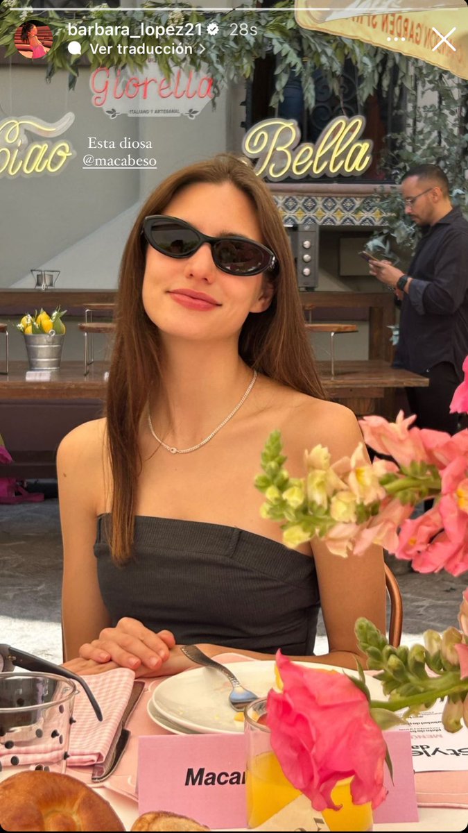 BarbaraLopzFans's tweet photo. . @barbara_lopez21 vía igstories 📸: Esta diosa @macabeso 

ESTOS SI SON BUENOS DIAS! 🤩💖 https://t.co/ti4OtkFUzI