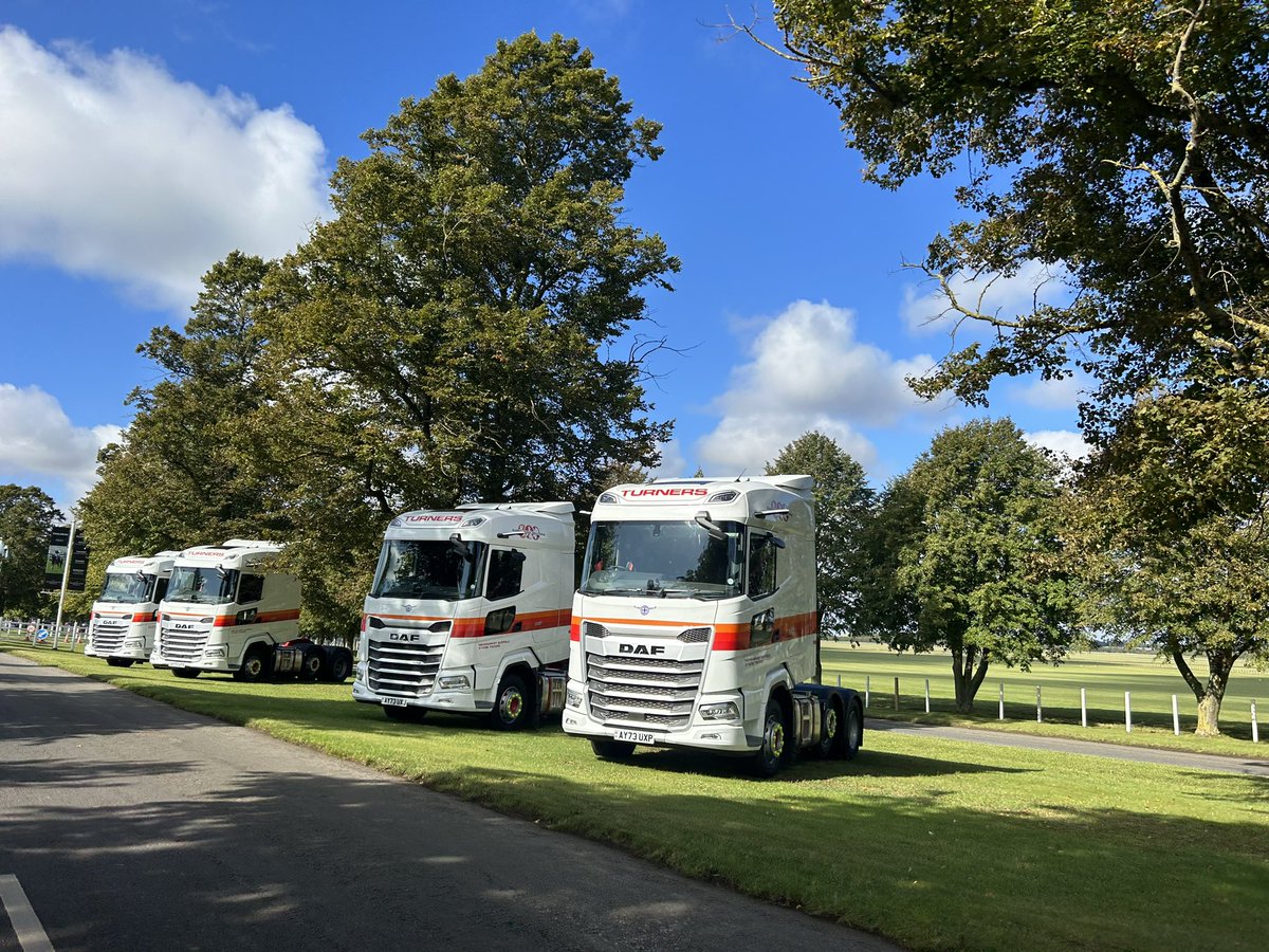 Just incase you didn’t see but  <a href="/TurnersLtd/">Turners Soham Ltd</a> were here loud and clear  <a href="/NewmarketRace/">Newmarket Racecourse</a> for Cesarewitch Trials Day 🙌🏼🚦 

Massive fan of the team for their support and help! 

Onto the next ➡️ Cambridgeshire Meeting in 5 days!