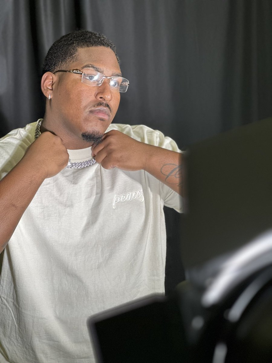 SEASON TWO
TODAY AT 6PM
MADE IN CANADA