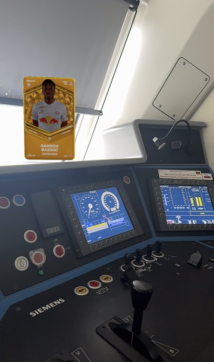 raykocar's tweet photo. #Sorare
I find wonderkid #SamsonBaidoo from @RedBullSalzburg on my Train and I picked him up to ride with me ๐โฝ๏ธ๐ธ๐ฎ๐ฆ๐น
#SorareOnTour https://t.co/ZvCVyXg5Qz