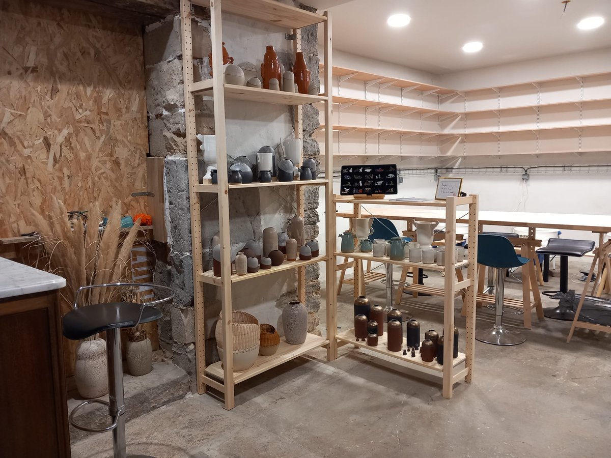 Le nouvel atelier de céramique Buztina ouvre le 2 octobre, à Bayonne. Inscriptions dès à présent. buztinaceramique.com #ceramique #bayonne #paysbasque