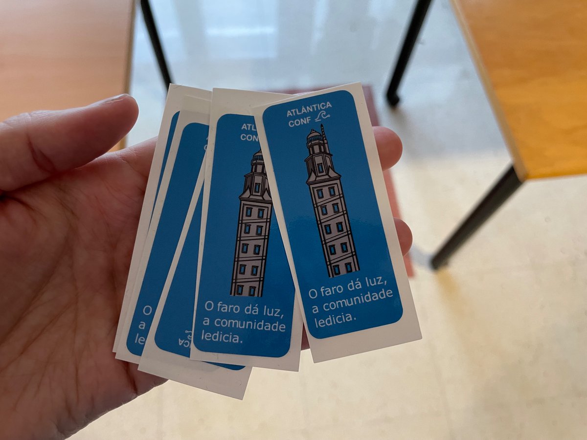 atlanticaConf's tweet photo. Se nos olvidó dar las pegatinas 🥲😂🥲😂
#AtlanticaConf23 https://t.co/vHfKqdPOCd