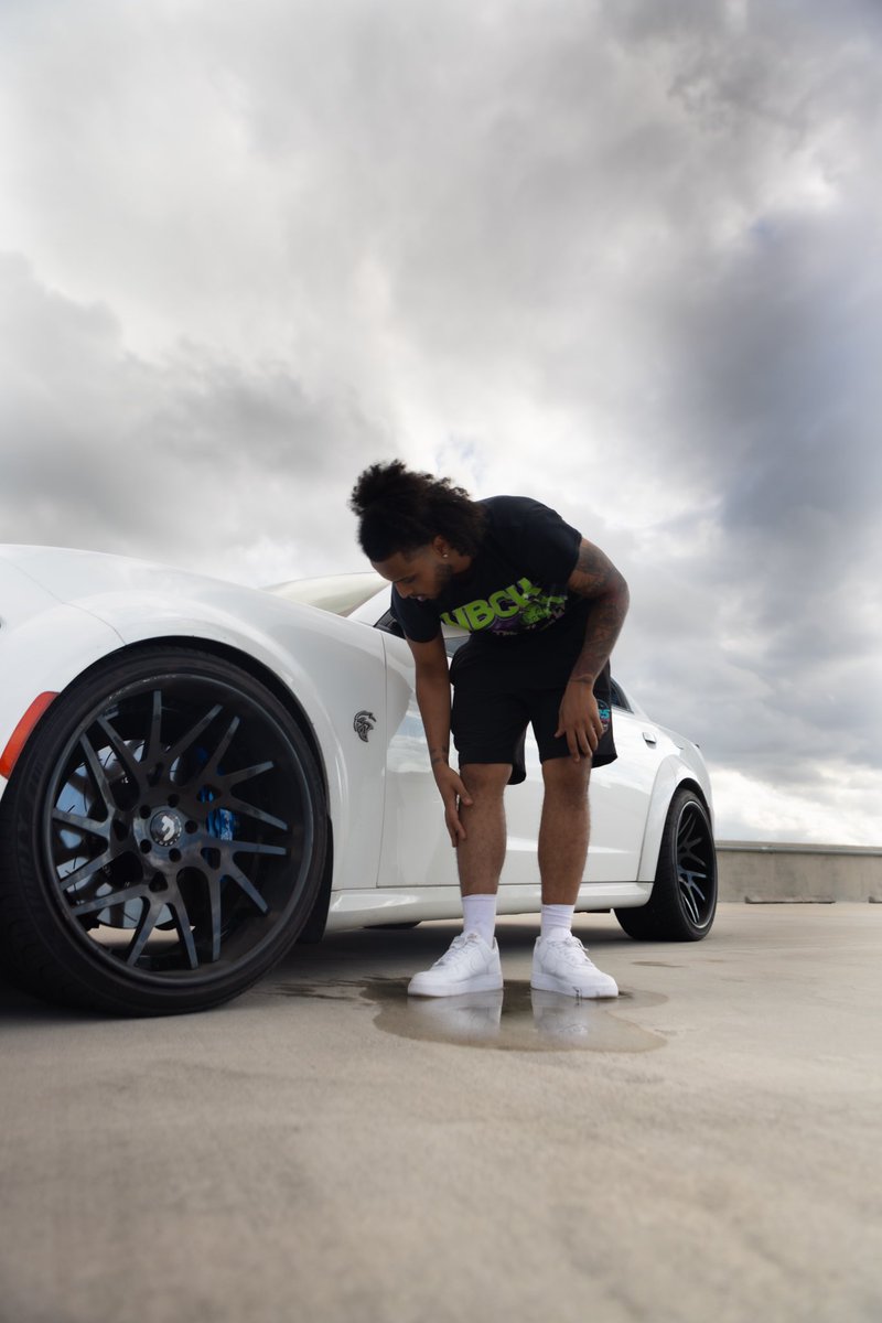 bossman__deee's tweet photo. Late bday gift to myself 💪🏽 #23 #0825 #ripbothmysisters https://t.co/OAKN1rA6P7