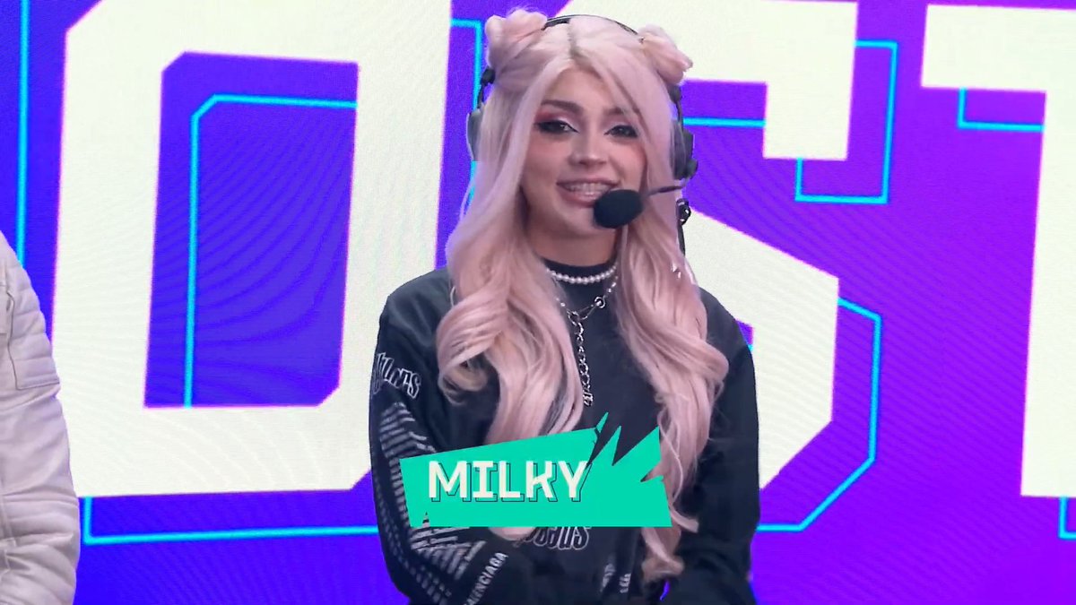 ilovemysupp's tweet photo. Los presentadores de Actualizando para 2024:
• Crystal Molly
• Milky
• Nuvia
• Papi Sosa

#LeagueOfLegends #LoLcitoX100pre https://t.co/JGu6dXeAue