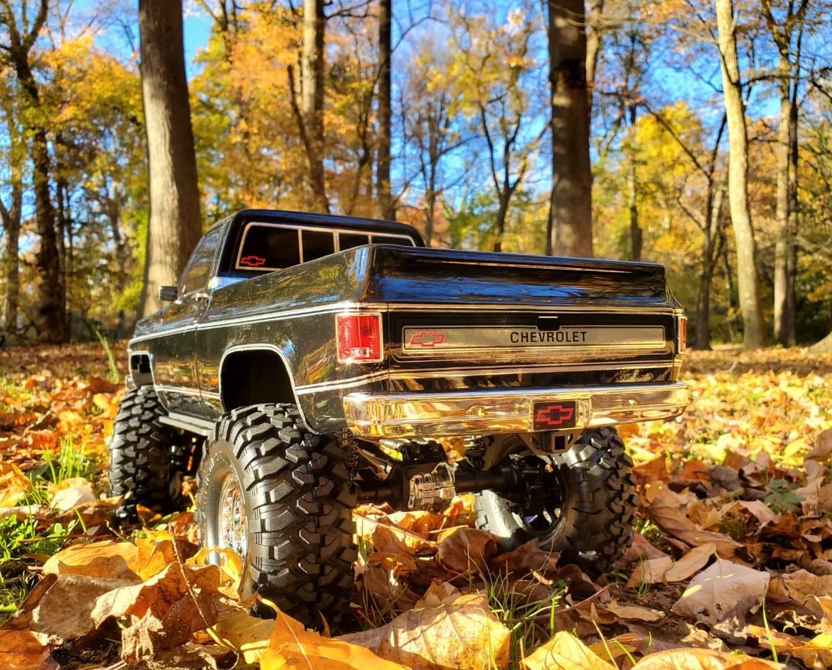 It’s officially FALL! 🍂🍂
Time to crunch some leaves with the #Traxxas TRX-4 K10 High Trail… Who’s in?? ✋🏼

[[Model # 92056-4]] #TRX4K10
#FastestNameInRadioControl #RC
#TraxxasFanPhoto 📸: chrisgiangiulio871
#TRX4HighTrail #TRX4Explore