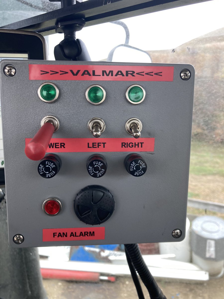 Made a new control box for the valmar, even got it wired so it records on JD when you turn on the clutch switches