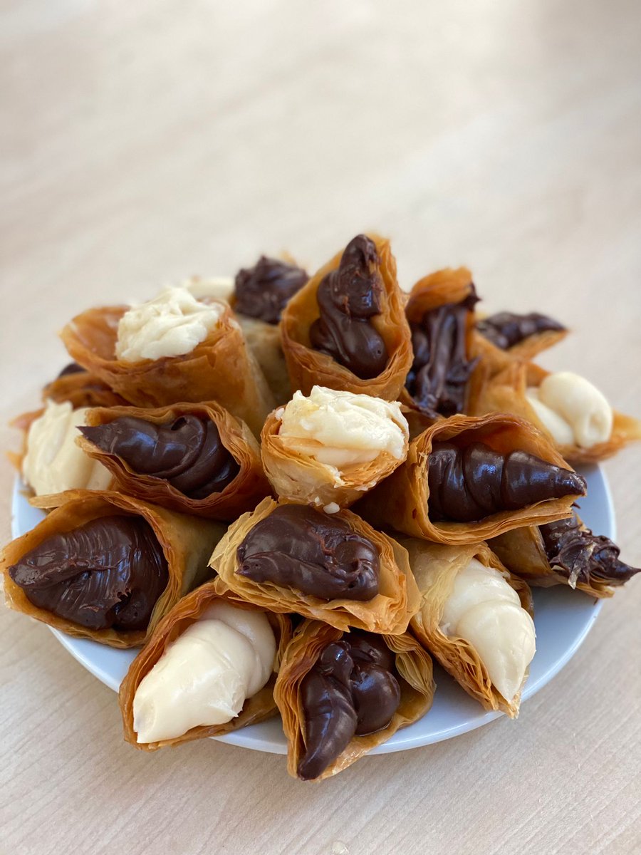 ___matmazel___'s tweet photo. #pastry #cake #food #dessert #patisserie #instafood #foodporn #pastrychef #chocolate #bakery #yummy #sweet #homemade #baking #foodie #foodphotography #delicious #pastrylove #cakes #instagood #love #cakedecorating #pasticceria #cakedesign #foodstagram #desserts #chef #birthdaycake https://t.co/R6ZtOD7g7q