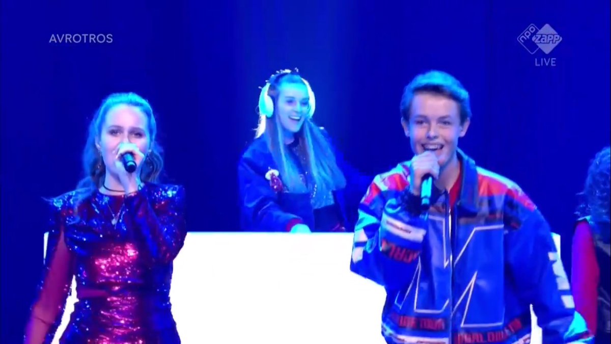 escplus_es's tweet photo. 🇳🇱 0⃣4⃣ Sep & Jasmijn nos interpretan su aplaudido «Holding On To You». ¿Volverá un dúo mixto a representar a Países Bajos en #EurovisiónJunior? #JuniorSongfestival #JSF2023 🎤 https://t.co/Qo3Z7vQdgj