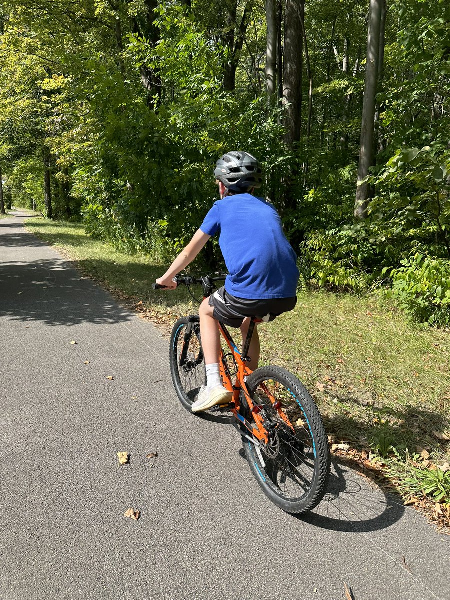 ErinLantzer tweet media