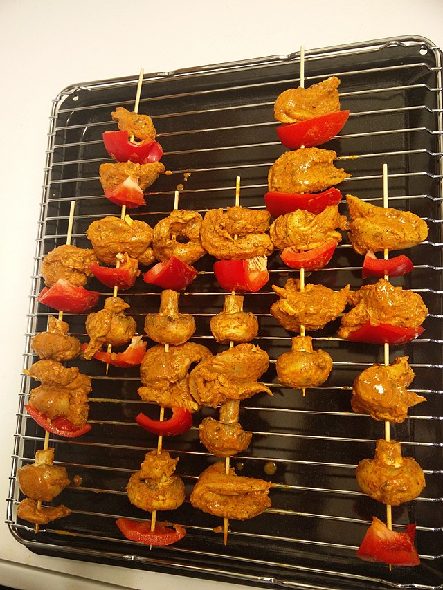 practicamping's tweet image. Yummy chicken skewers the whole family can enjoy
#camping
#campinglife
#campinglifestyle