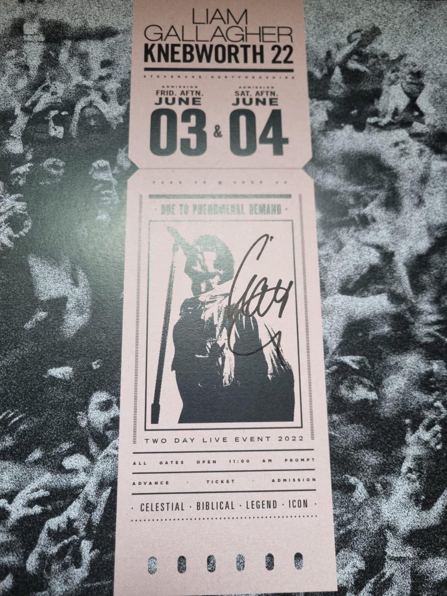 jamesdeansmith's tweet photo. @liamgallagher Is that your autograph ? https://t.co/uDfgIf7UN7