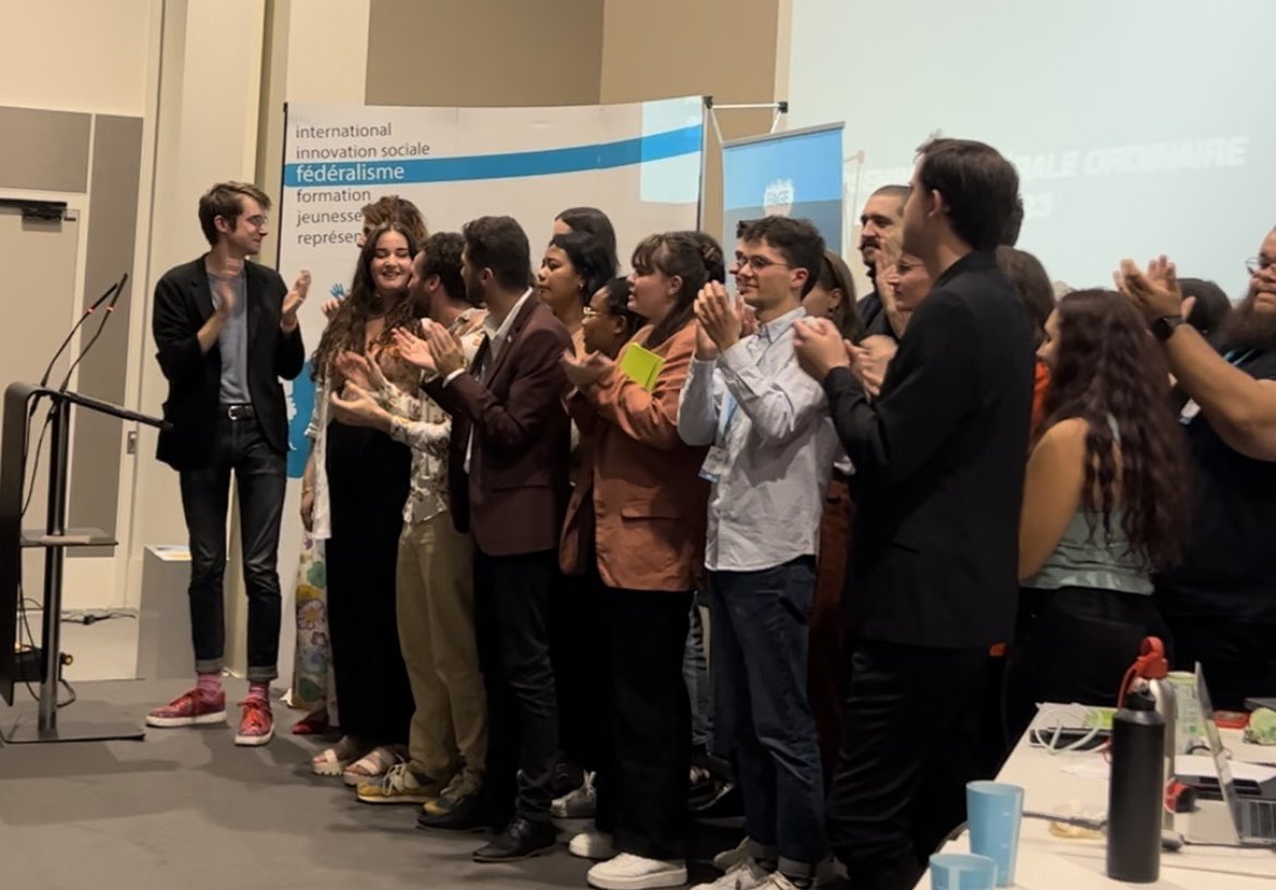 #CongresFAGE23 | Cet après-midi, le Bureau National 22-23 présidé par Etienne Matignon a présenté son bilan d'activité en Assemblée Générale 🗣️

A ensuite suivi la démission du Bureau, sous les applaudissements du #réseau 👏

Merci pour votre #engagement sans faille 🤝