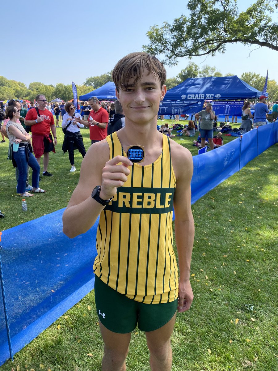 Boys team took an amazing 5th place at Midwest Invite today with 50 teams and many top ranked teams in state and Illinois.  
Congrats to Jacob Nuthals with 6th place finish in 15:41! One of top 5k times in school history