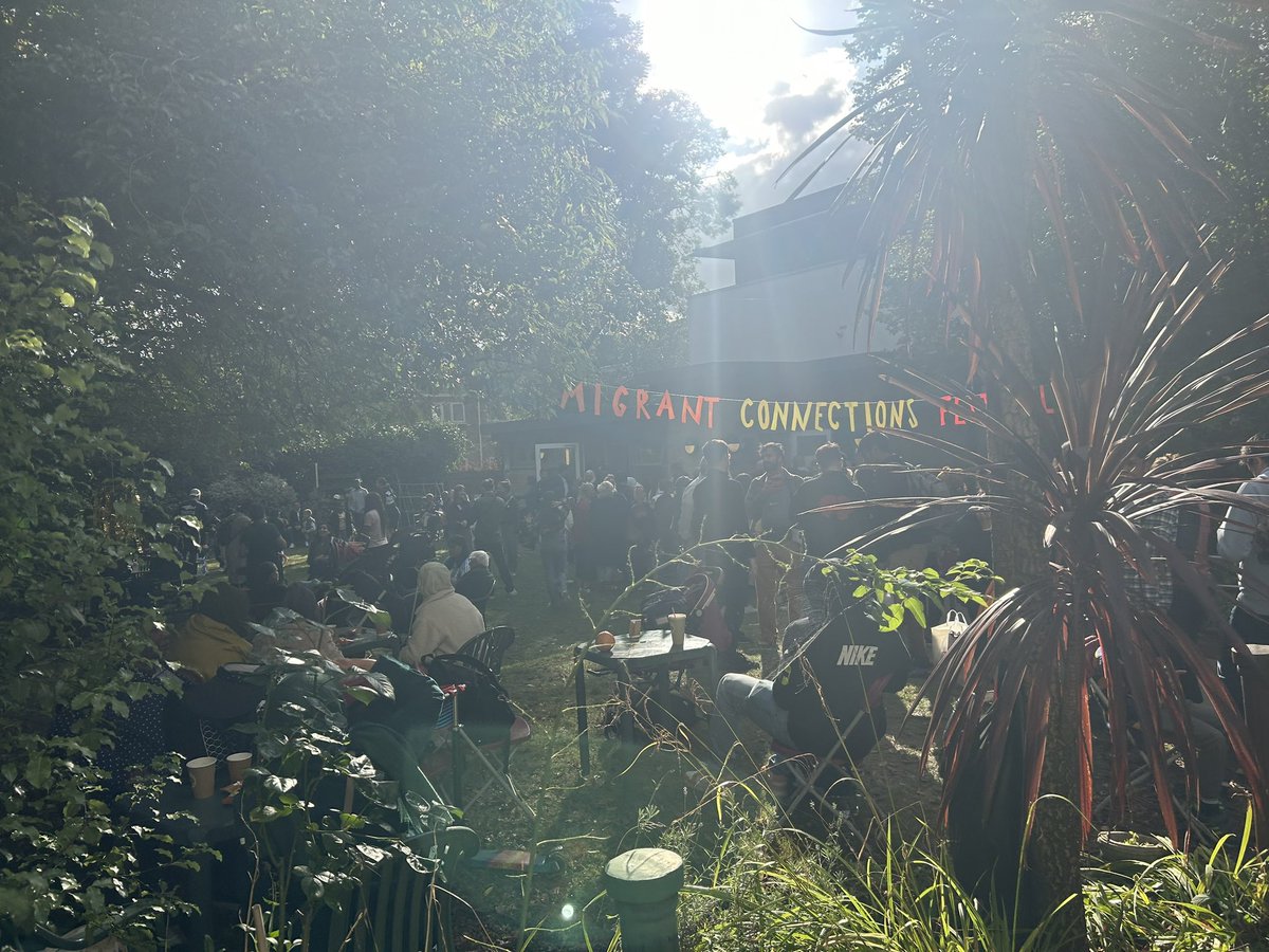 briandikoff's tweet photo. What a perfect weather @MigrantConnect festival today. Did a workshop on an unfortunately depressing topic with @SLRAcharity : the lack of legal aid - but responses were incredible and people were already asking when they can come together again and do something on this issue! https://t.co/IdjyjSB3KX