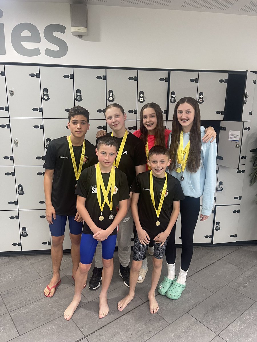 PrescotSC's tweet photo. And the medals just kept coming this afternoon Session 2 - Smashed! π₯6 π₯5 π₯7 Well done to all swimmers! Same again tomorrow! Shout out to our finalists today! Lucy, Jess B, Ben and Rares! #letsgoprescot https://t.co/Lfr1kEv7ie