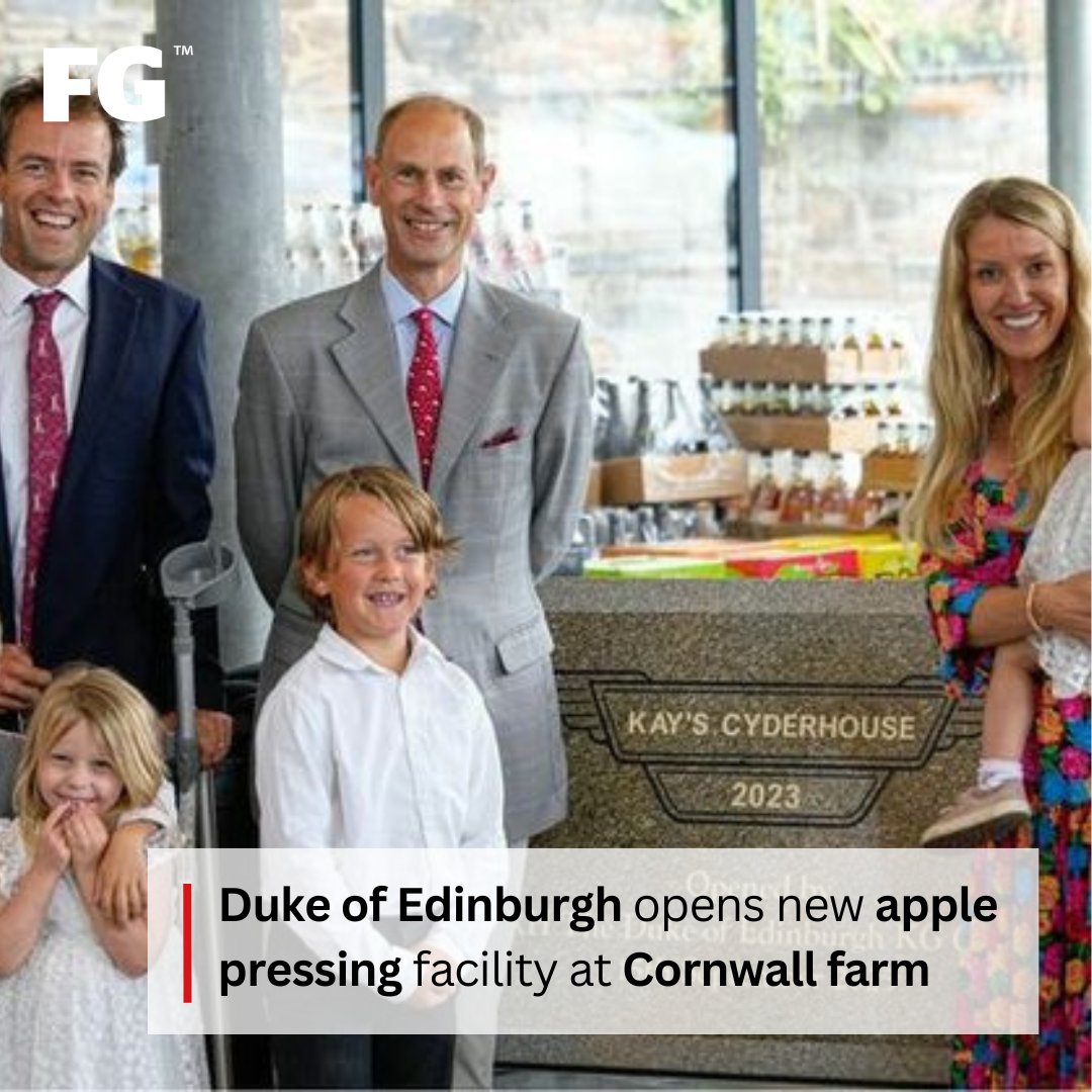 FarmersGuardian's tweet photo. The Duke of Edinburgh has visited a Cornish cider farm and distillery to officially open a new apple pressing facility.

https://t.co/6ARc0EwiXk

#cyderhouse #cornwall #applepressing #cornishcyder #PrinceEdward @HealeysCyder @RoyalFamily https://t.co/7sEQs8p13Y