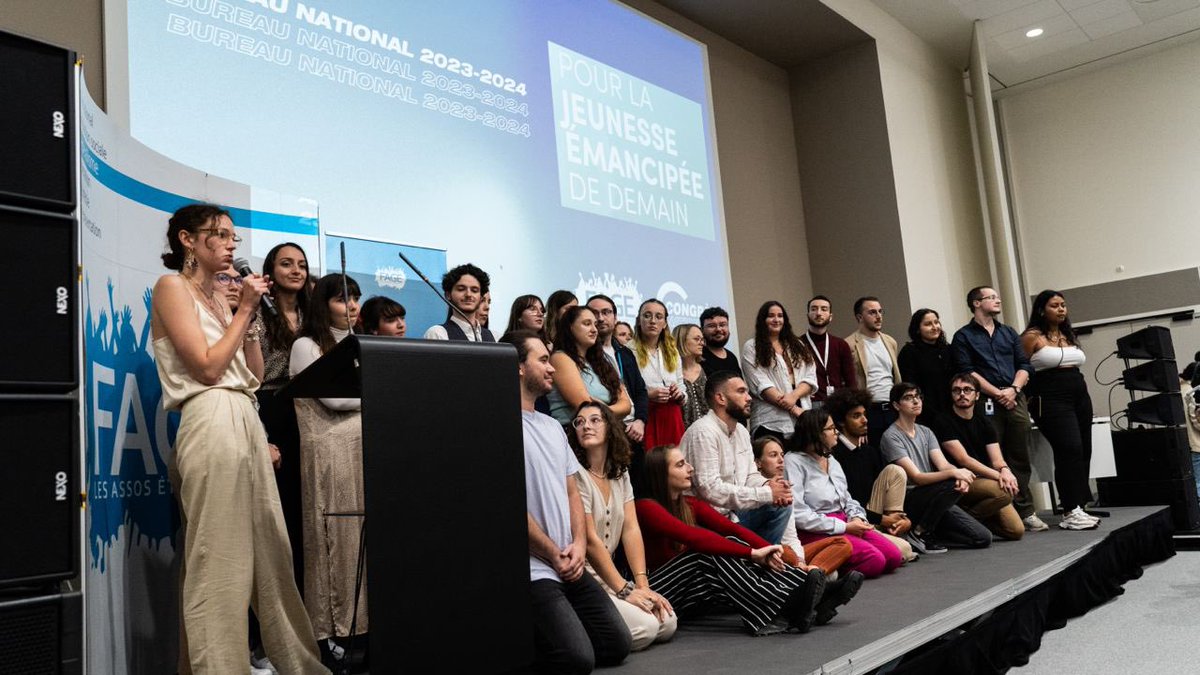 #Élection | Ce #CongresFAGE23 a été l'occasion pour l'Assemblée Générale d'élire le nouveau Bureau National 23-24 🗳️

<a href="/Maelle_FAGE/">Maëlle Nizan</a> prend donc la présidence de la FAGE à la tête de la liste "Pour la #jeunesse émancipée de demain"

Nos principaux axes de travail à venir 
⬇️⬇️⬇️