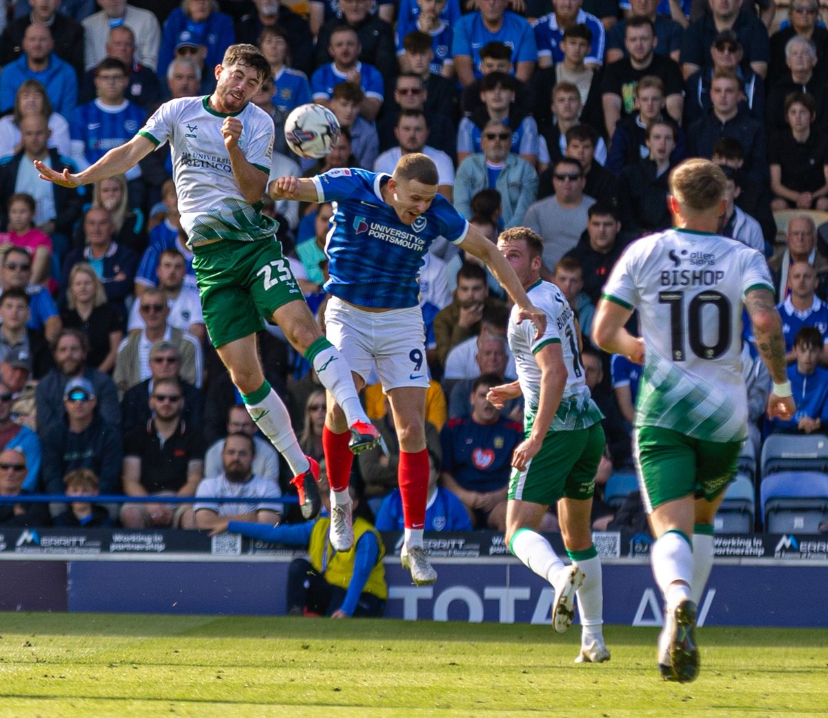 below2020media's tweet photo. @Pompey @PompeyNewsNow @LincolnCity_FC https://t.co/aITh1Y5R9H