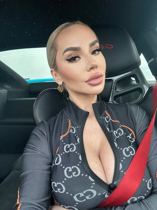 Safety first 🏎️ https://t.co/VttjusGjBS