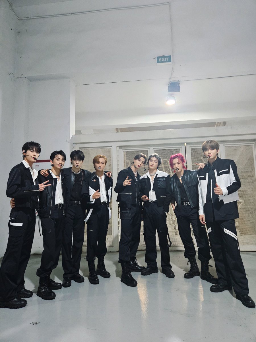 #NCT127 🖤🤍

#SMTOWNJAKARTA2023
#SMTOWN_LIVE_2023_JAKARTA
#SMCU_PALACE #SMTOWN #SMTOWNLIVE #NCT