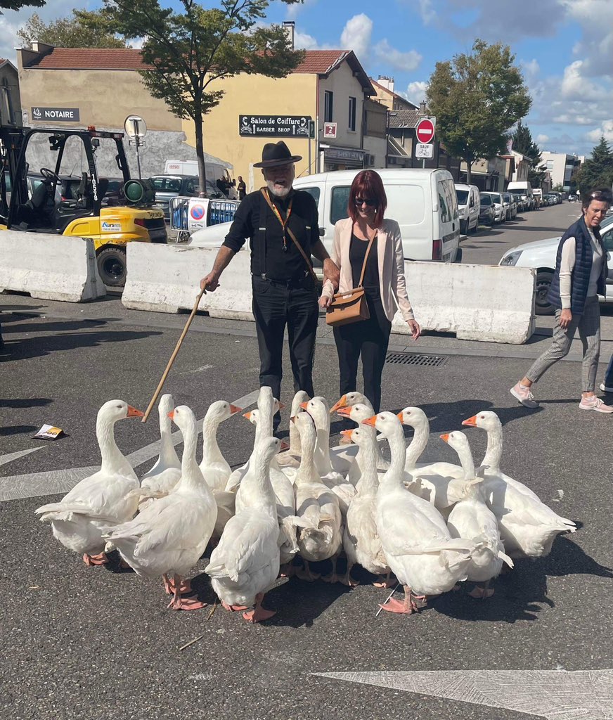 À Lyon, à Meyzieu mais aussi à la foire de Saint-Priest ce samedi matin.

Nos militants ont répondu présent à la grande mobilisation! 🇫🇷

En route vers les européennes!

#RN #Lyon #VivementLe9Juin
