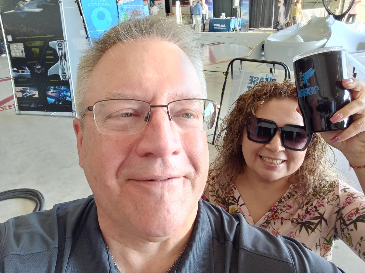PeregrineDefen1's tweet photo. See? Our mugs make you famous... #mcasairshow2023 https://t.co/TzP3AQgxMr