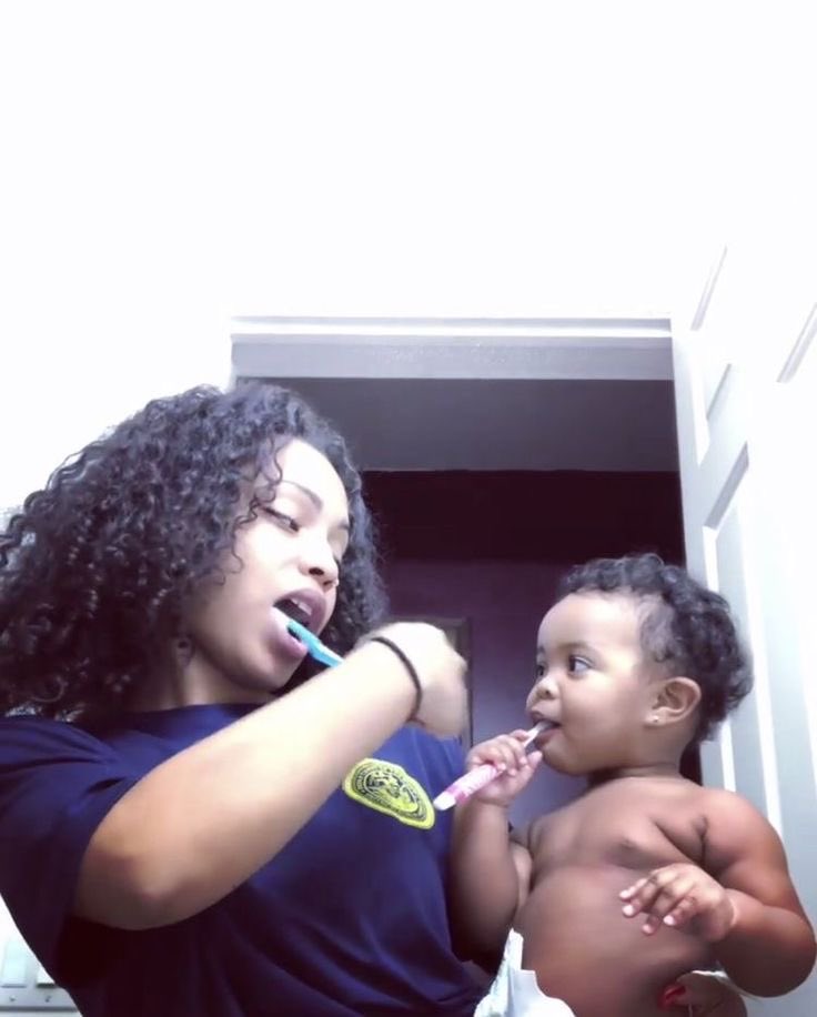 writewnonnie's tweet image. Ziare’s first birthday #threadsforthreads #storytimethreads #Storyx18plus