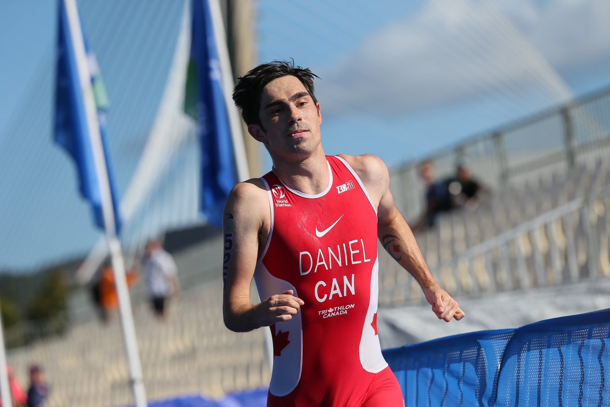 Congrats Team 🇨🇦
🥈 <a href="/sdaniel97/">Stefan Daniel</a>  
4th <a href="/FrenetteKamylle/">Kamylle Frenette</a> 
5th Leanne Taylor
Race Report: triathloncanada.com/canadas-stefan…