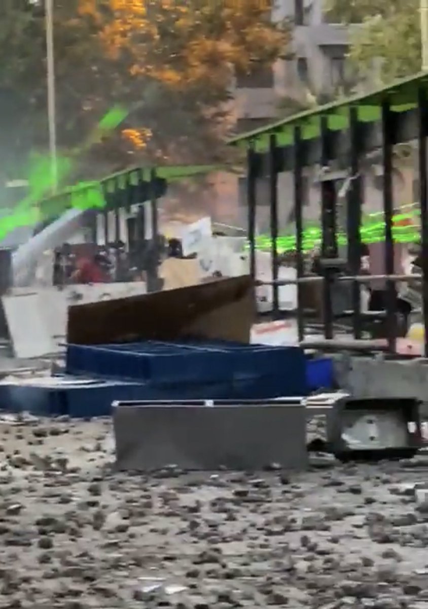nicolorca_'s tweet photo. Lo qué pasó el 18-O de 2019 si fue un #GolpeDeEstado al Gobierno del Pdte Piñera y fue no tradicional por que se defendió con fuerza la institucionalidad del Estado y el Estado de derecho frente a una ola de violencia justificada, avalada y financiada por la izquierda. FUE GRAVE! https://t.co/707zp8uXXl