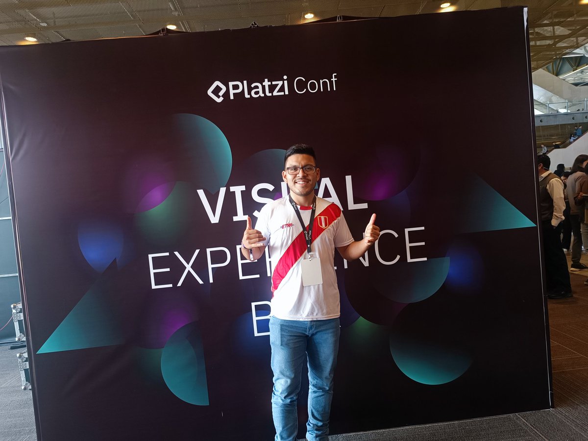 brianjacode's tweet photo. #PlatziConf https://t.co/GsAZxTdtST
