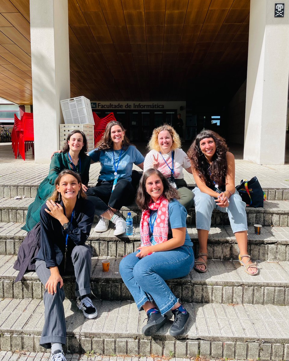 Soleadas y felices en la <a href="/atlanticaConf/">AtlánticaConf</a> #AtlanticaConf23 Que gusto encontraros ❤️😍🥰 <a href="/genocation/">Gen GH</a> <a href="/arimagic/">Pera-limonera 👩‍💻</a> <a href="/Asdi_ana/">Asdi</a> <a href="/naiablm/">Naiara Bellio</a> <a href="/tebagf/">Teba González-Ferrero</a>