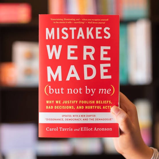 LeadersJunction's tweet photo. 5 Books You Must Read On Decision Making :

1. https://t.co/kAnvdjGTFM