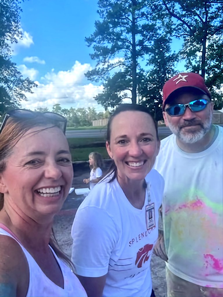 mejackson75's tweet photo. Lots of messy fun at the Splendora ISD Color Fun Run supporting youth wellness (mental and physical).  Love these people and proud to sponsor.  Gonna take a while to get cleaned up!
#StantecHou
#StantecEdu https://t.co/3nptAUEZxa