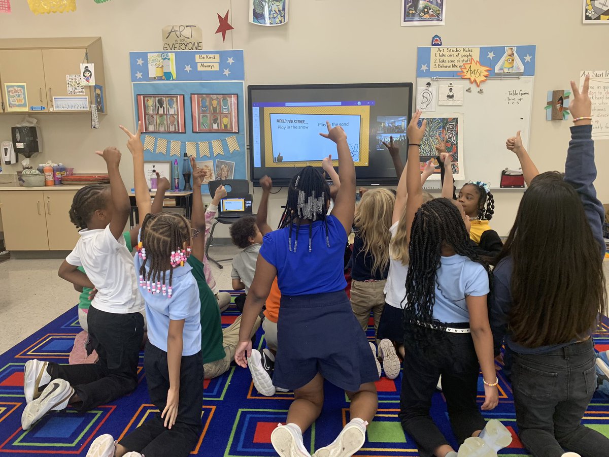 ECES 2nd graders were so excited to play a game with other 2nd graders in Iowa this week! <a href="/FulbrightTeach/">Fulbright Teacher Exchanges</a> <a href="/PikeSchools/">Pike Twnshp Schools</a> <a href="/ECES_Pike/">Eagle Creek Elem</a> <a href="/IREXintl/">TEAM ALFA SEC</a>