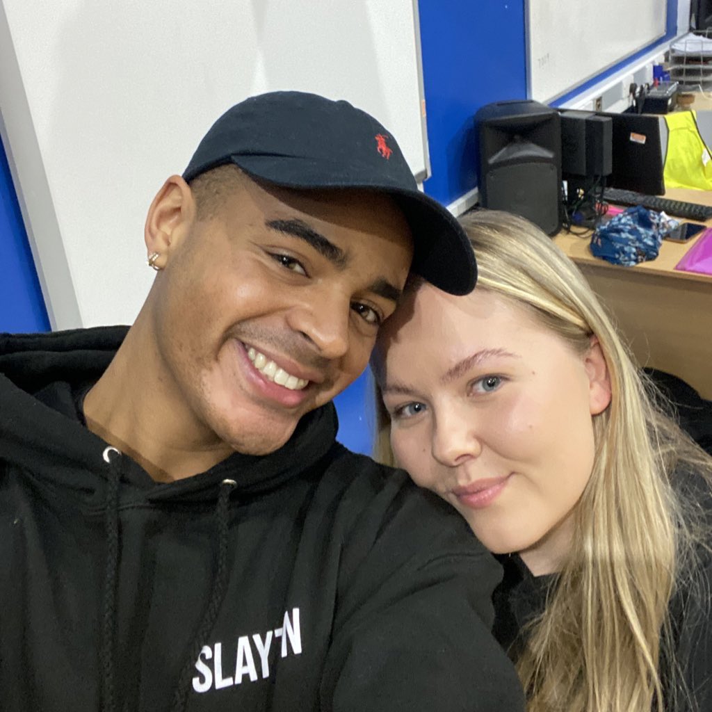 Good luck <a href="/LaytonWilliams/">Layton Williams</a> 🤩🕺🏽🪩
You’re my winner already.. #strictly #Lakita