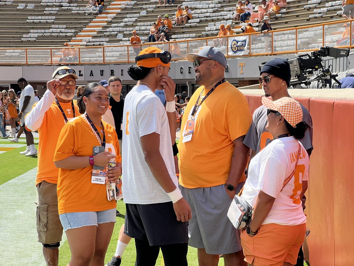 KarthikV_'s tweet photo. Nico Iamaleava with his family before the game.  They’ve traveled to all the games this year from California to support the Vols. https://t.co/FeSnST4h53