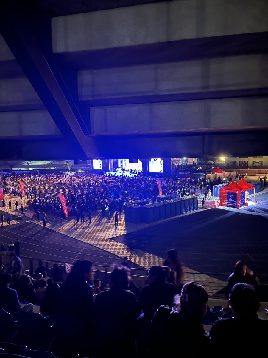 Looouri's tweet photo. @Funticketmx vende lugares donde no se ve nada…. Pésimo servicio @Profeco #Rickymartinsinfonico #RickyMartin #Queretaro https://t.co/d9aSqJHl8C
