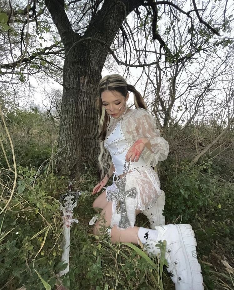 sara archive ³³³ (@badfacearchive) on Twitter photo 
